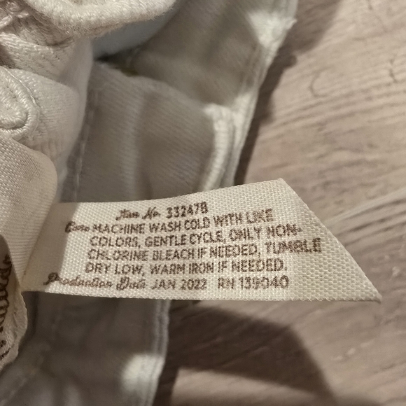 Matilda Jane Enchanted Garden Logan Cropped Straight Leg White Jeans Girls 8. - Picture 7 of 7